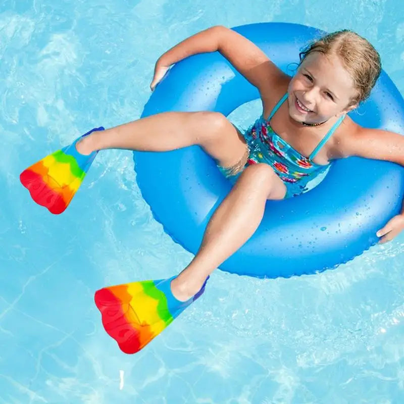 Comfortable Silicone Flippers for Kids, Swimming and Diving Beginners, Rainbow Swim Fins, Girls and Boys Training Fins