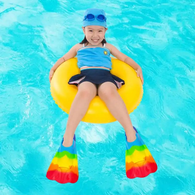 Comfortable Silicone Flippers for Kids, Swimming and Diving Beginners, Rainbow Swim Fins, Girls and Boys Training Fins