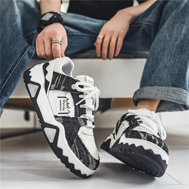 New Spring and Autumn Breathable Mesh Canvas Casual and Leisure Versatile Outdoor Sports Youth Cricket Shoes Hard-Wearing