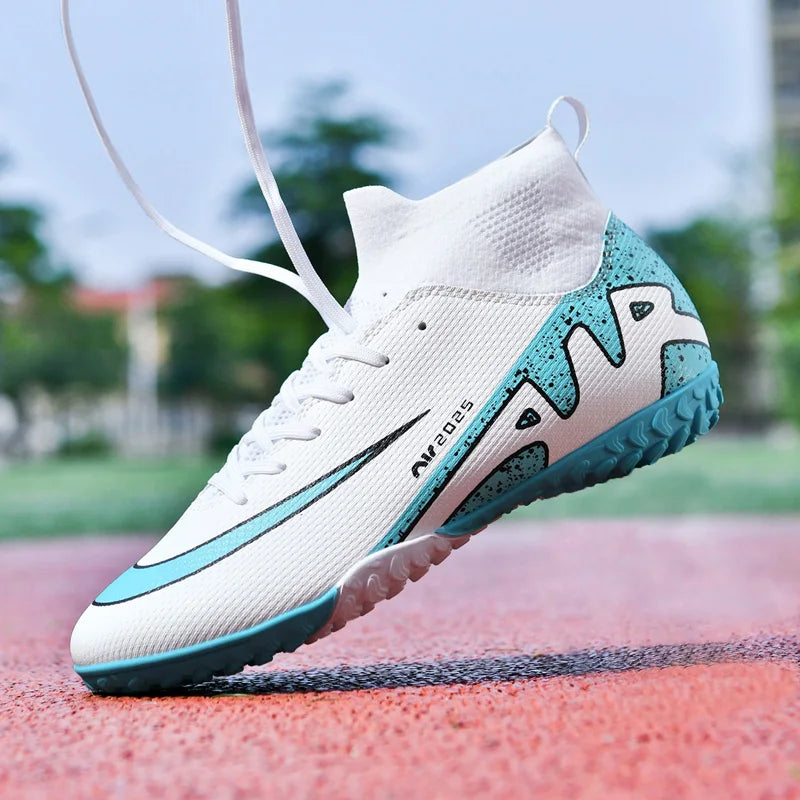 Fashion High Top Adult FT/AG Professional Soccer Boots Anti Slip Wearable Youth Soccer Boots Outdoor Lawn Sports Soccer Ball