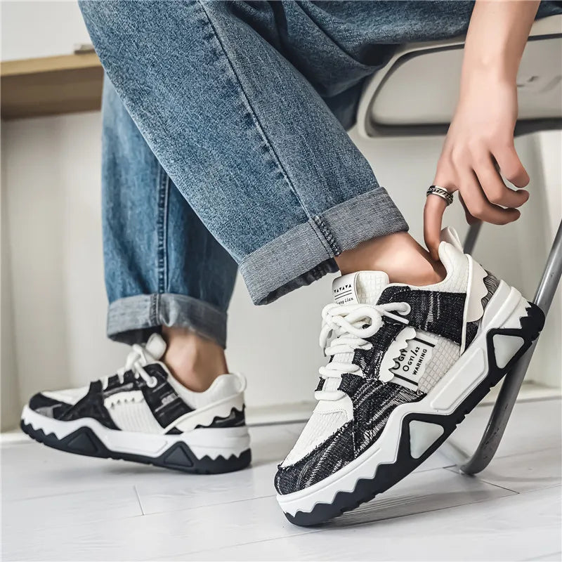 New Spring and Autumn Breathable Mesh Canvas Casual and Leisure Versatile Outdoor Sports Youth Cricket Shoes Hard-Wearing