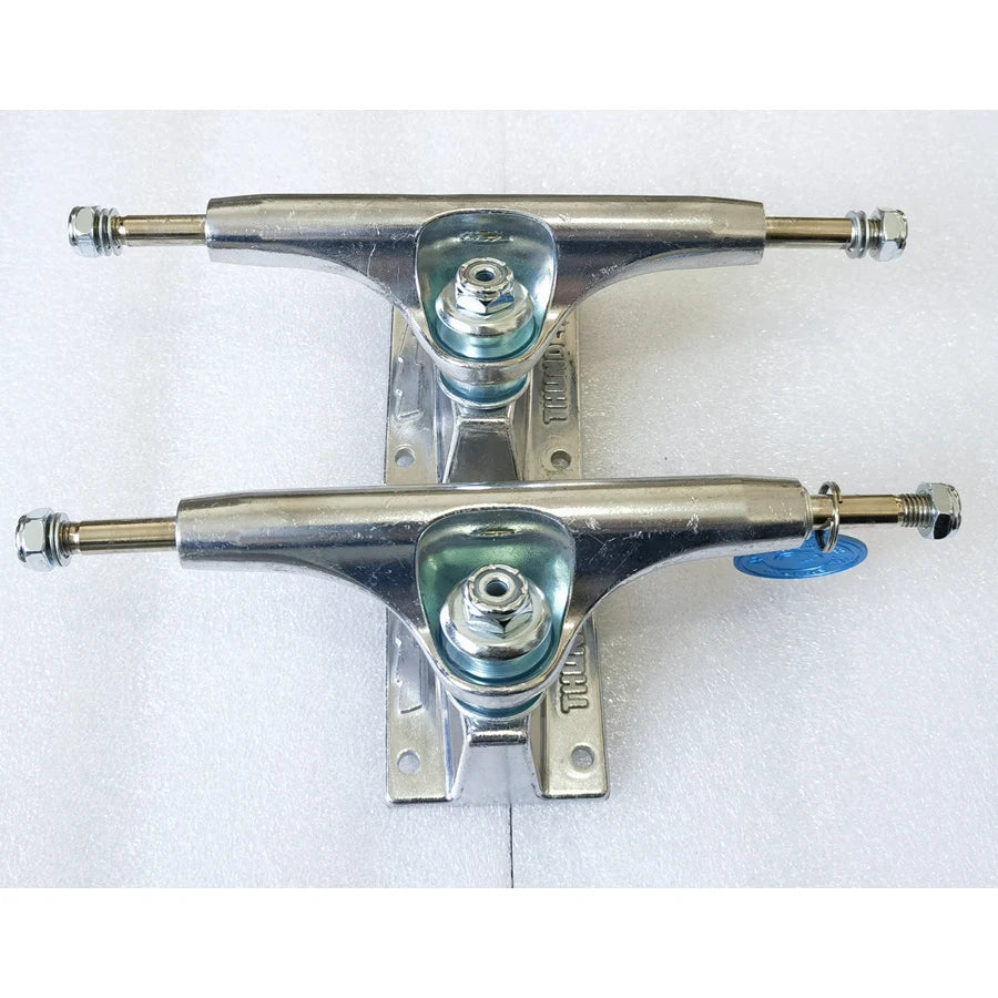 Skateboard trucks hollow
